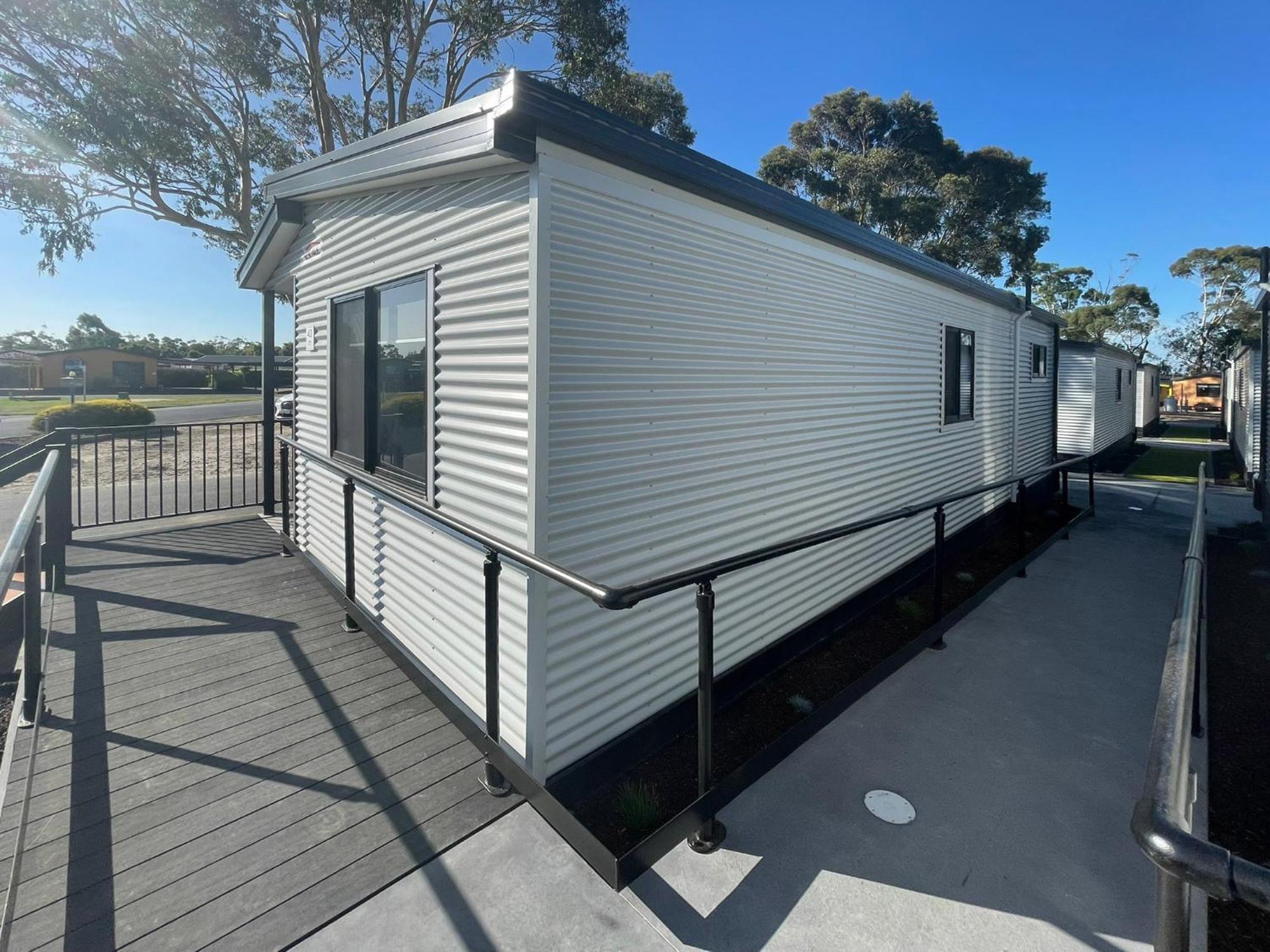 Big4 Traralgon Park Lane Holiday Park 외부 사진