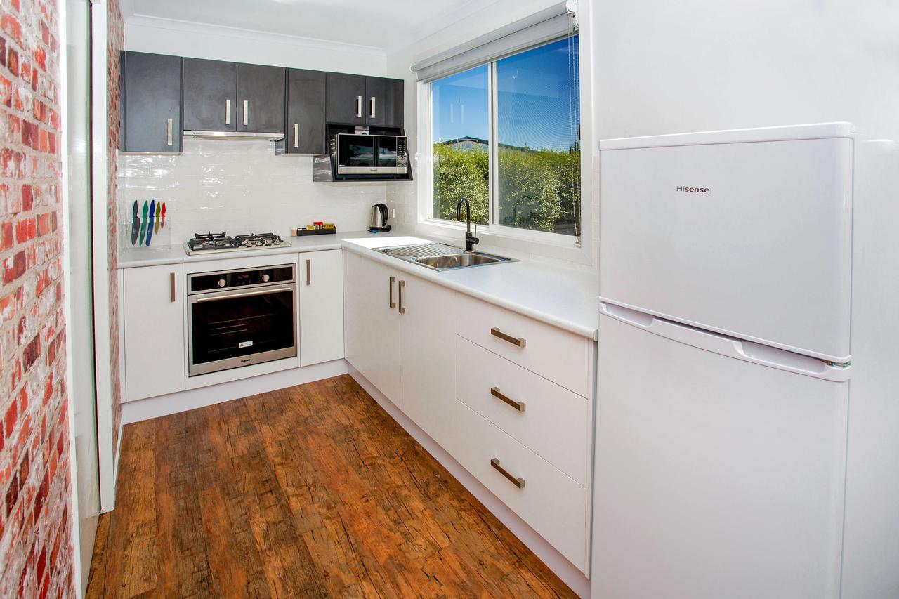 Big4 Traralgon Park Lane Holiday Park 외부 사진