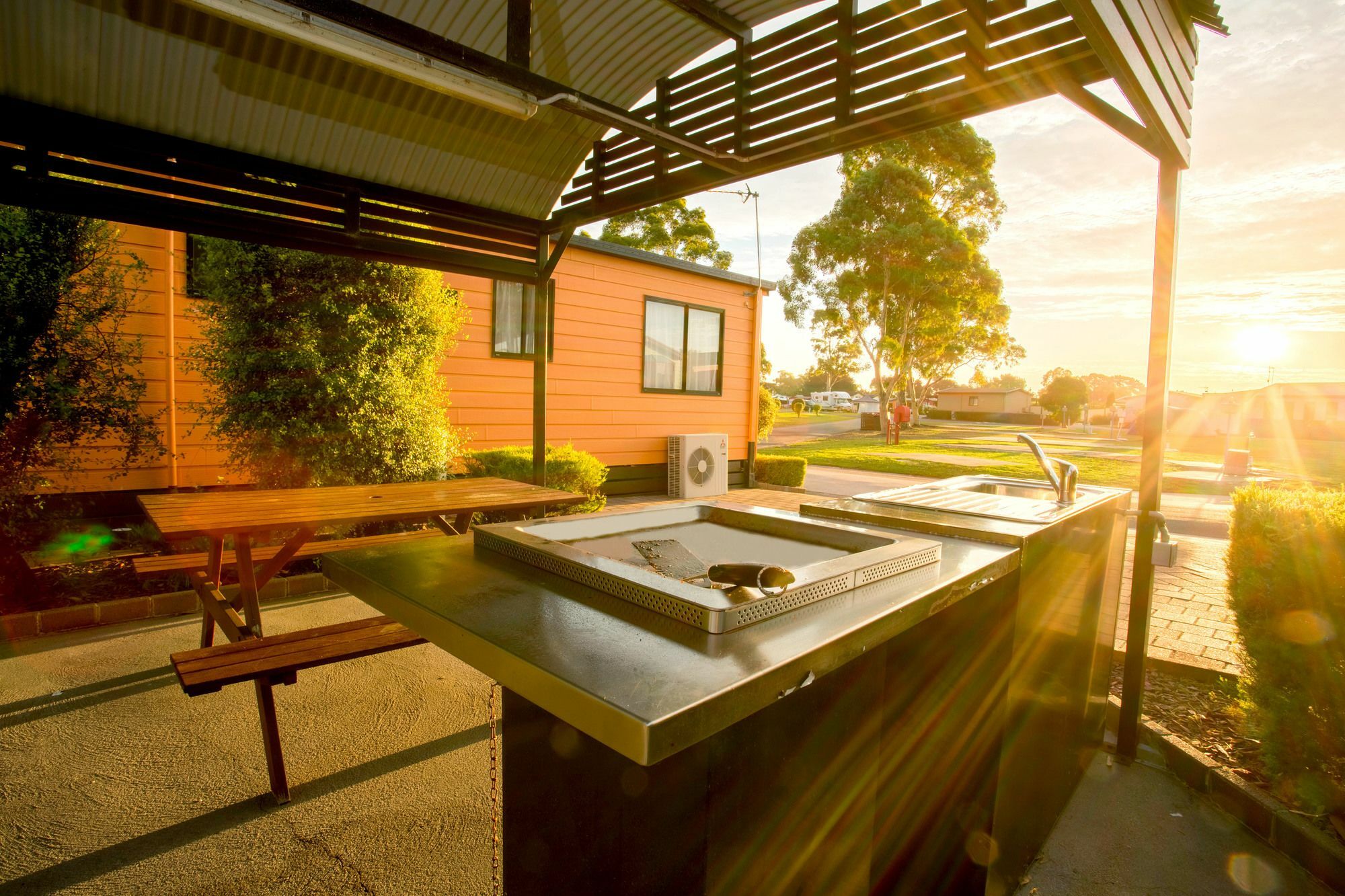 Big4 Traralgon Park Lane Holiday Park 외부 사진